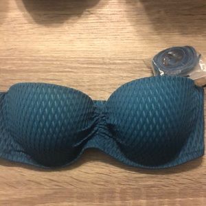 Deep aqua swim top
